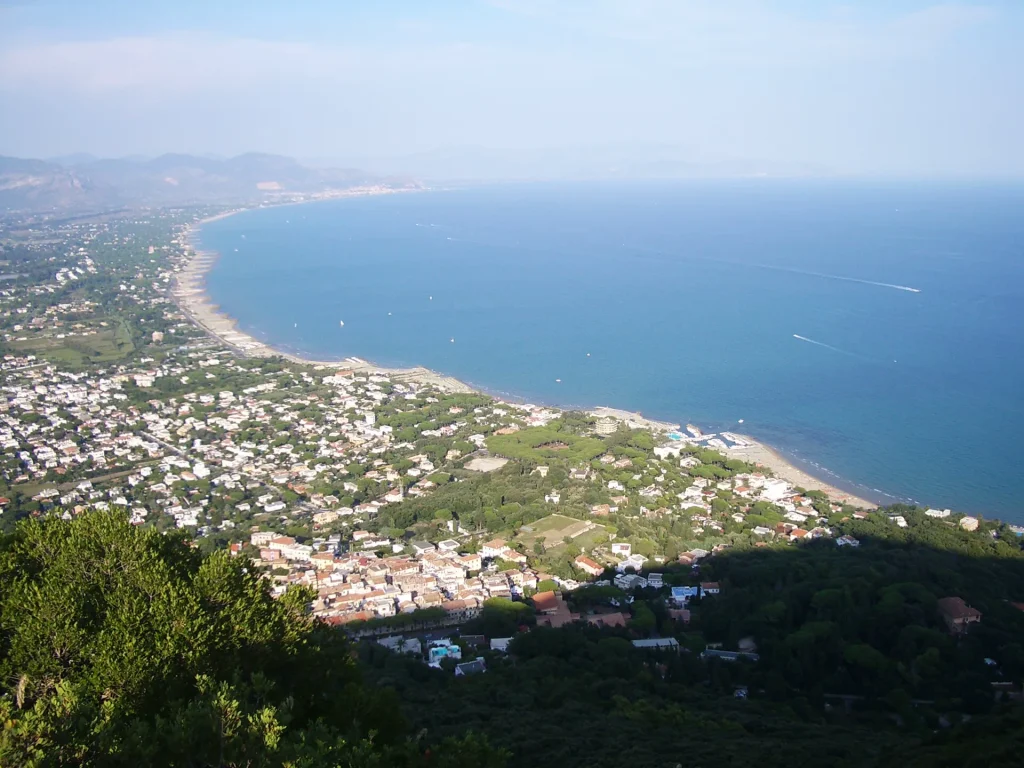 Centro storico di San Felice Circeo sul promontorio
